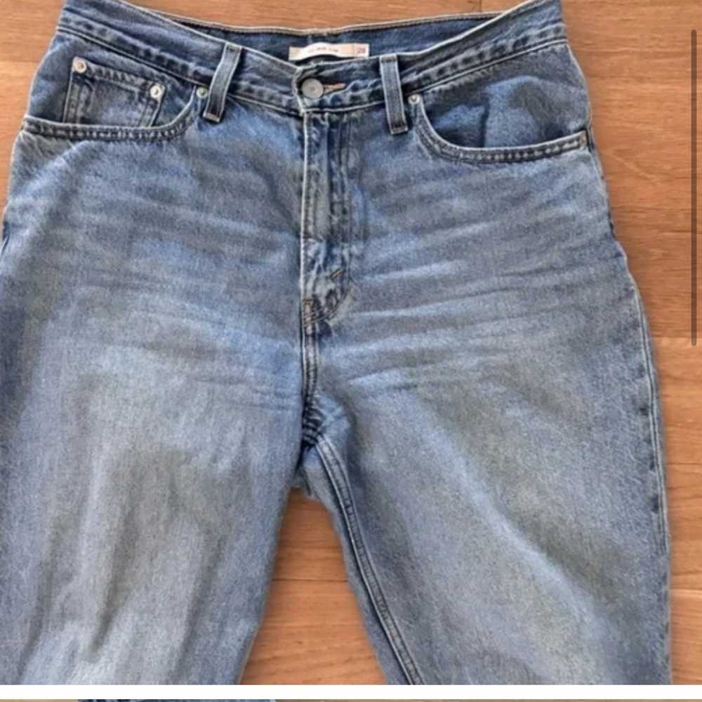 Levi's Premium 80S MOM WOMEN'S JEANS. Size 28 - image 6