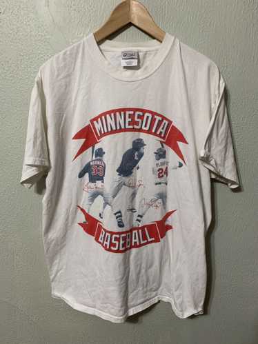 Tee × Tee Shirt × Vintage Vintage Minnesota Twins 