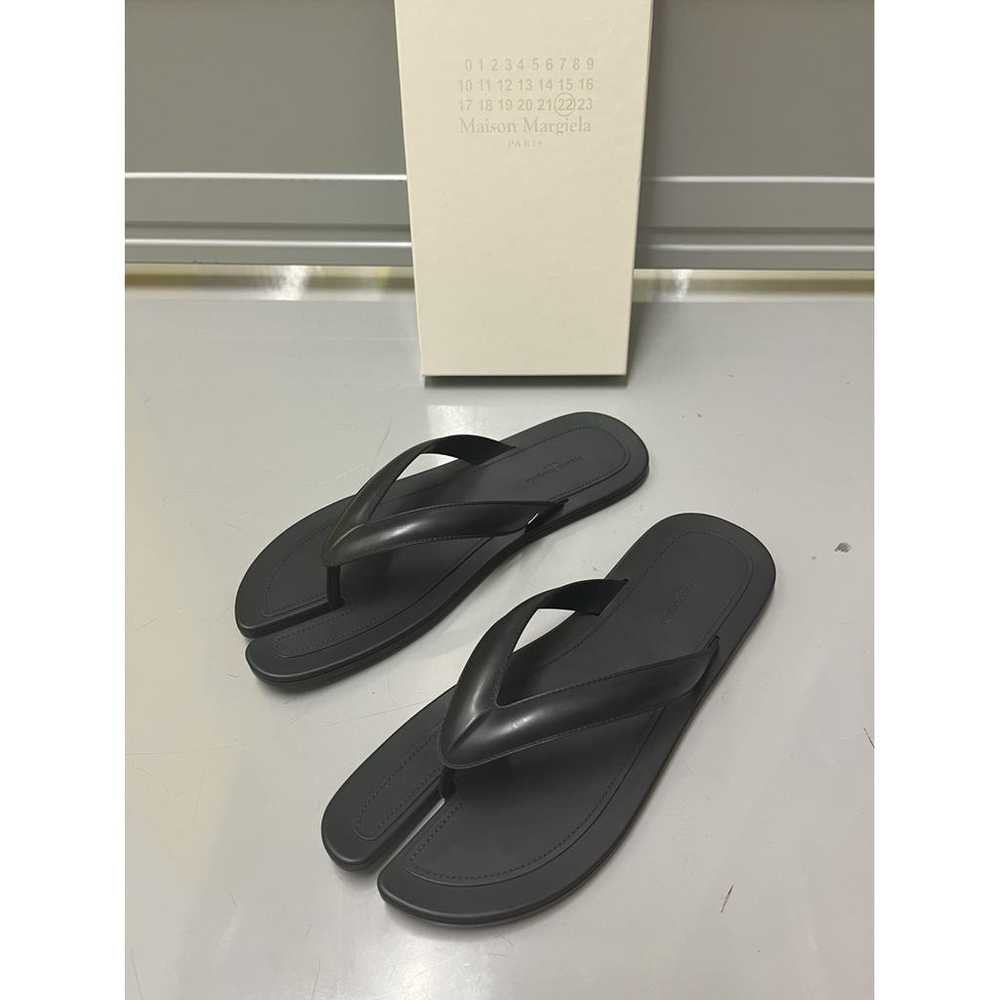 Maison Martin Margiela Tabi flip flops - image 6