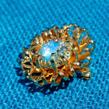 Sarah Coventry Mystic Rivoli Blue Brooch 1969 - image 1