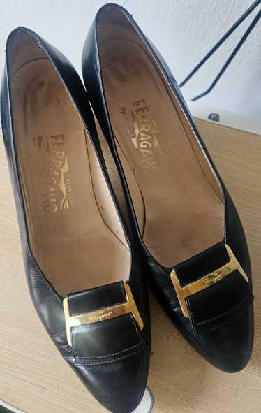 Salvatore Ferragamo Ferragamo classic pumps (8.5) 