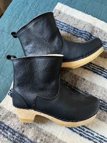 No. 6 Shearling Clog Boot in Ink Aviator 39 (39) |