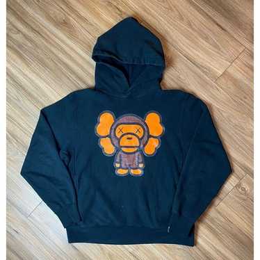 Bape × kaws milo - Gem