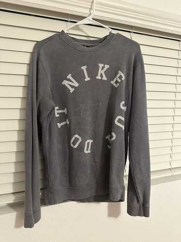 Nike × Vintage Nike grey sweatshirt - image 1