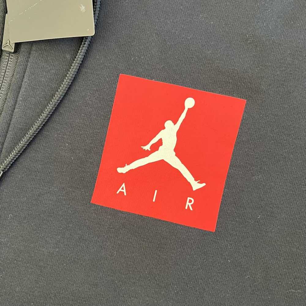 Jordan Sweatshirt - image 5