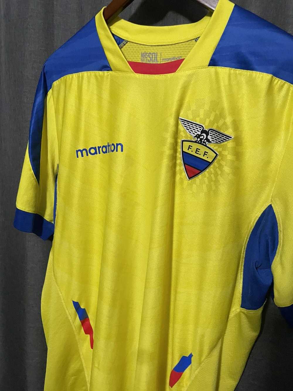 Soccer Jersey Ecuador 2014 Home Jersey - image 2