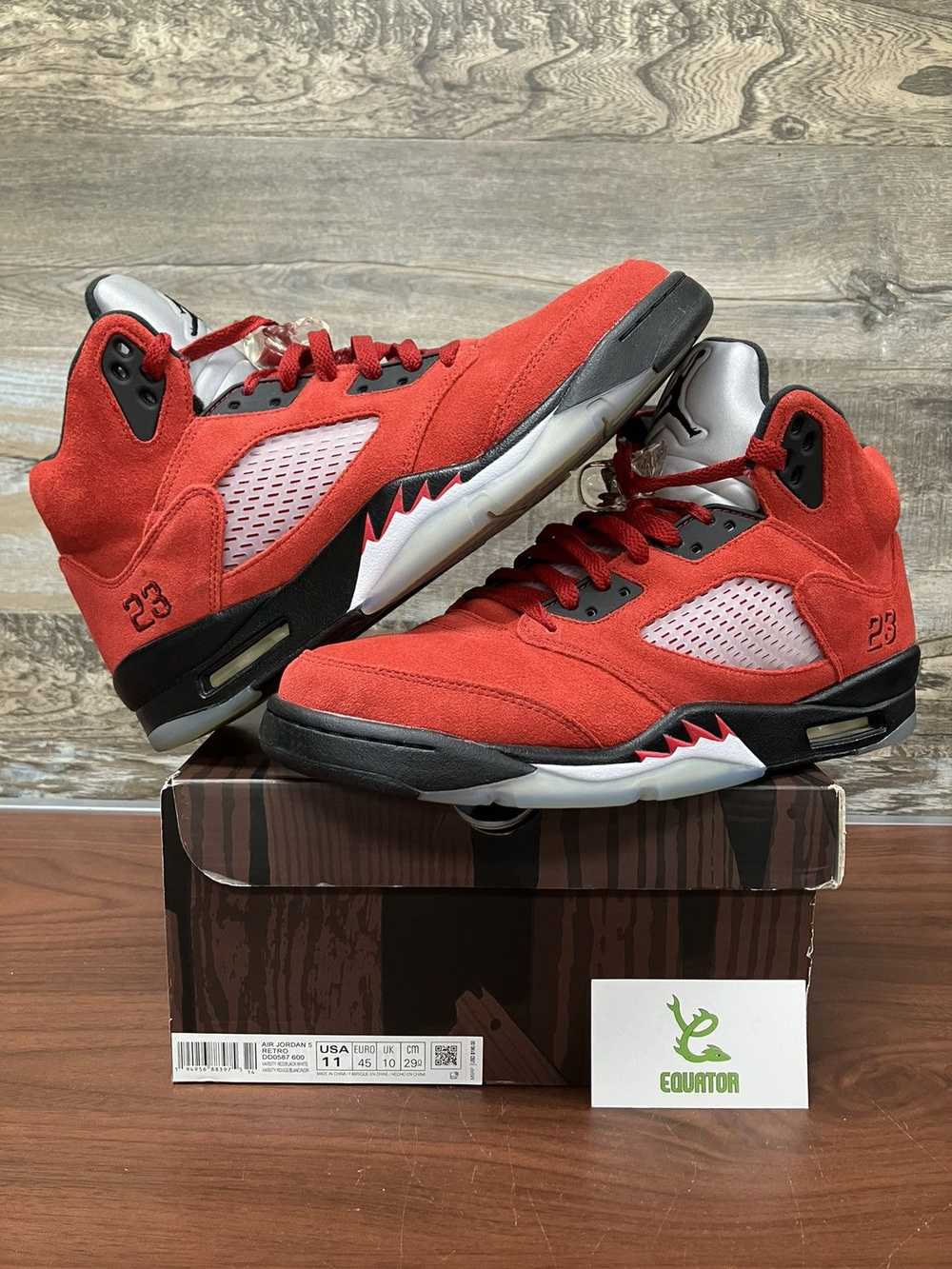 Jordan Brand Jordan 5 Retro Raging Bulls Size 11 - image 1