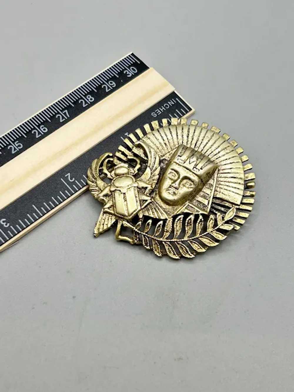 Vintage Egyptian Revival Pin Brooch Gold Tone Pha… - image 5