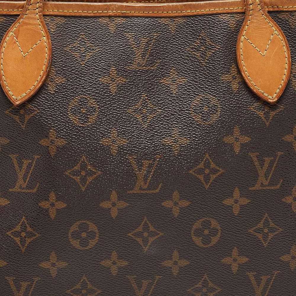 Louis Vuitton Leather tote - image 4