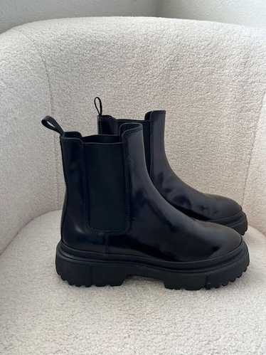 Hogan Hogan Patent Leather Boots