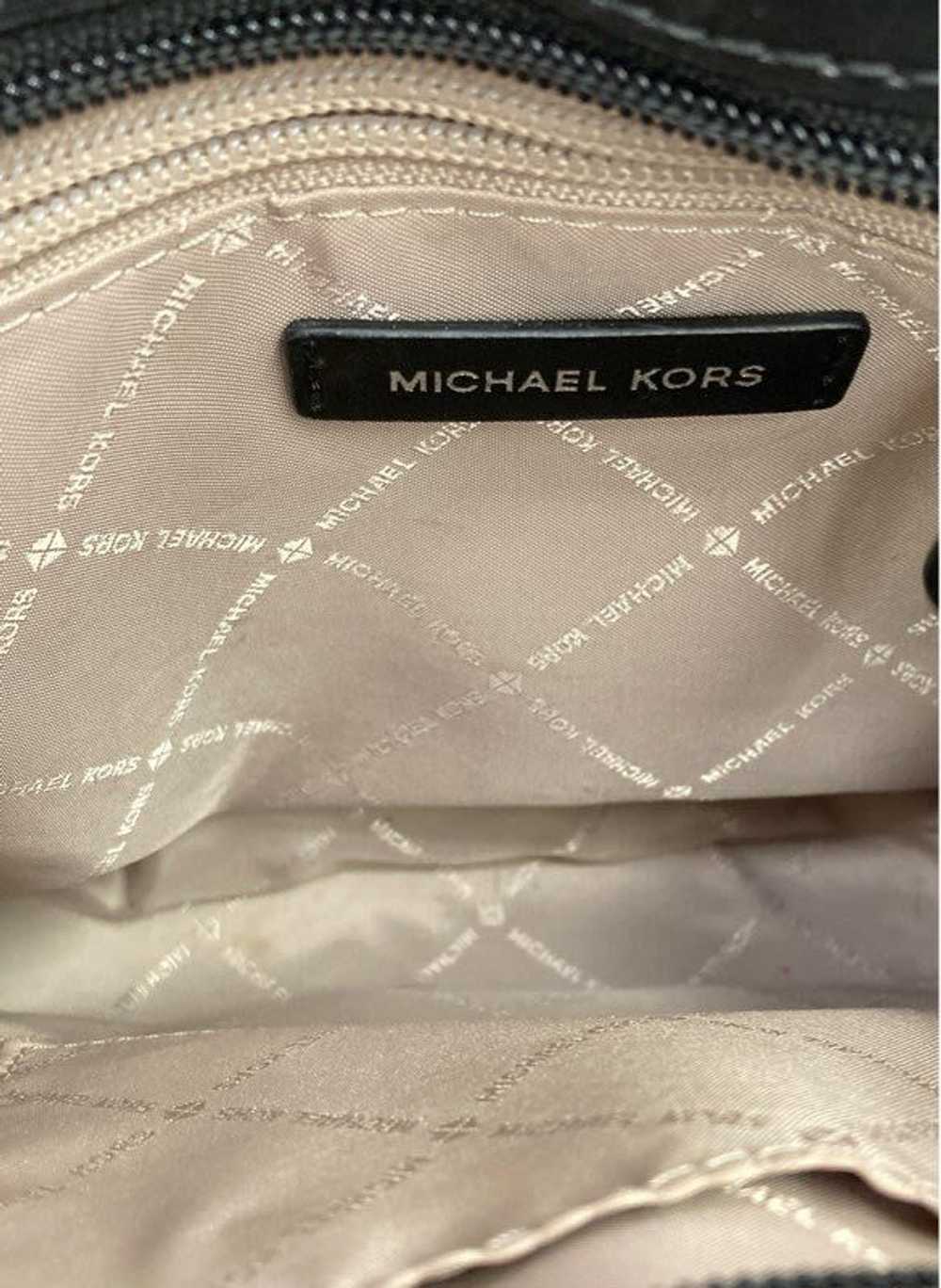 Michael Kors White/black Leather Crossbody Bag - image 4