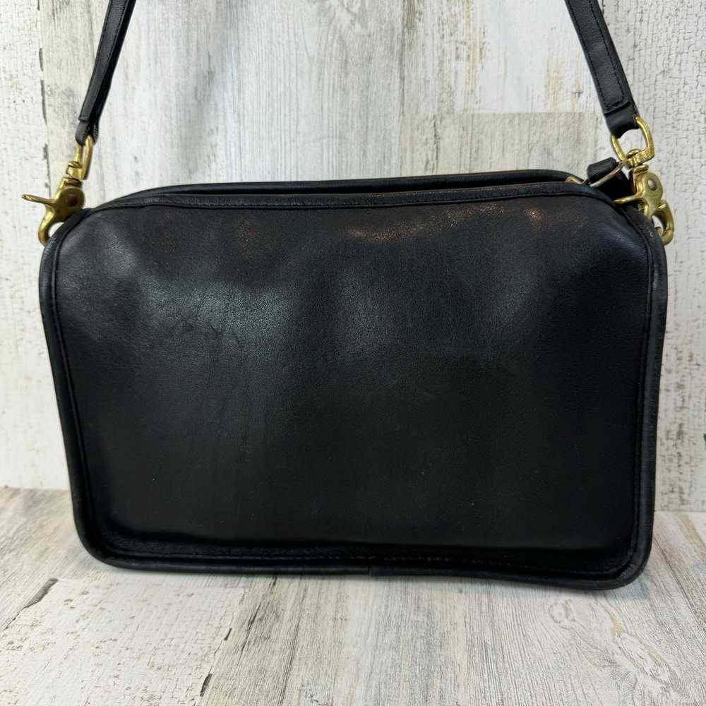 Vintage COACH Glovetanned Leather Companion Bag 9… - image 5