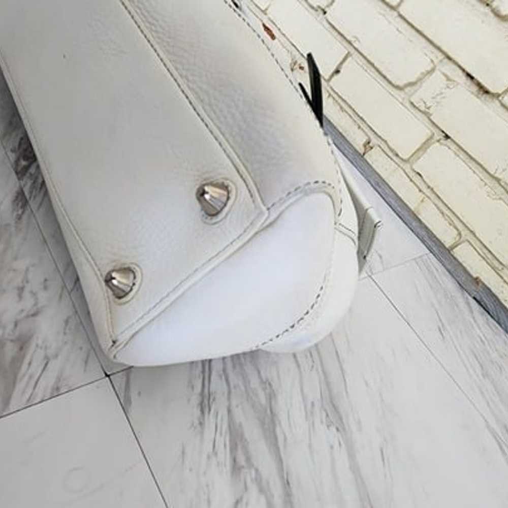 Like New Coach Hamilton White Pebbled Leather Sat… - image 7