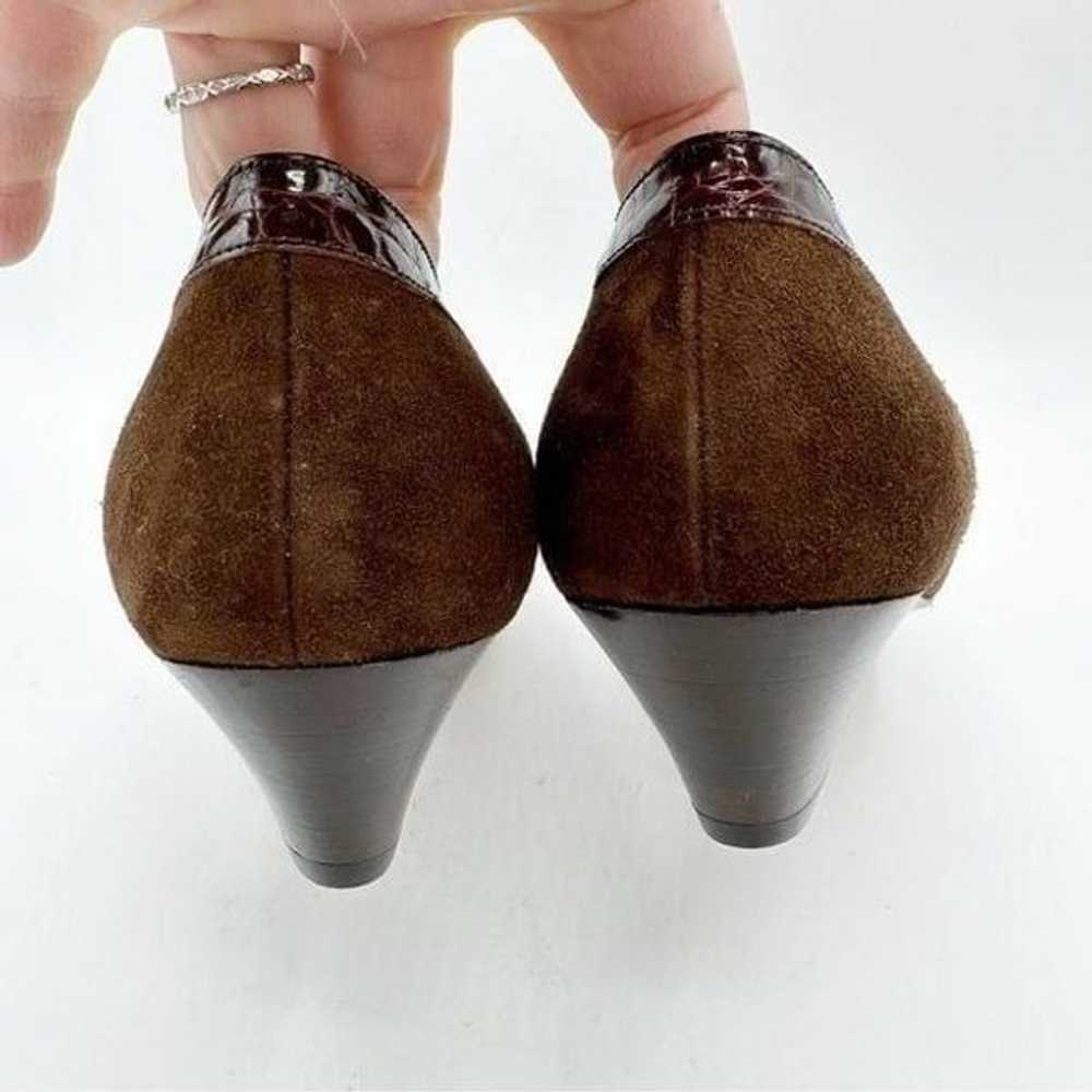 Bally Vintage Brown Suede Leather Heels Trimmed I… - image 4