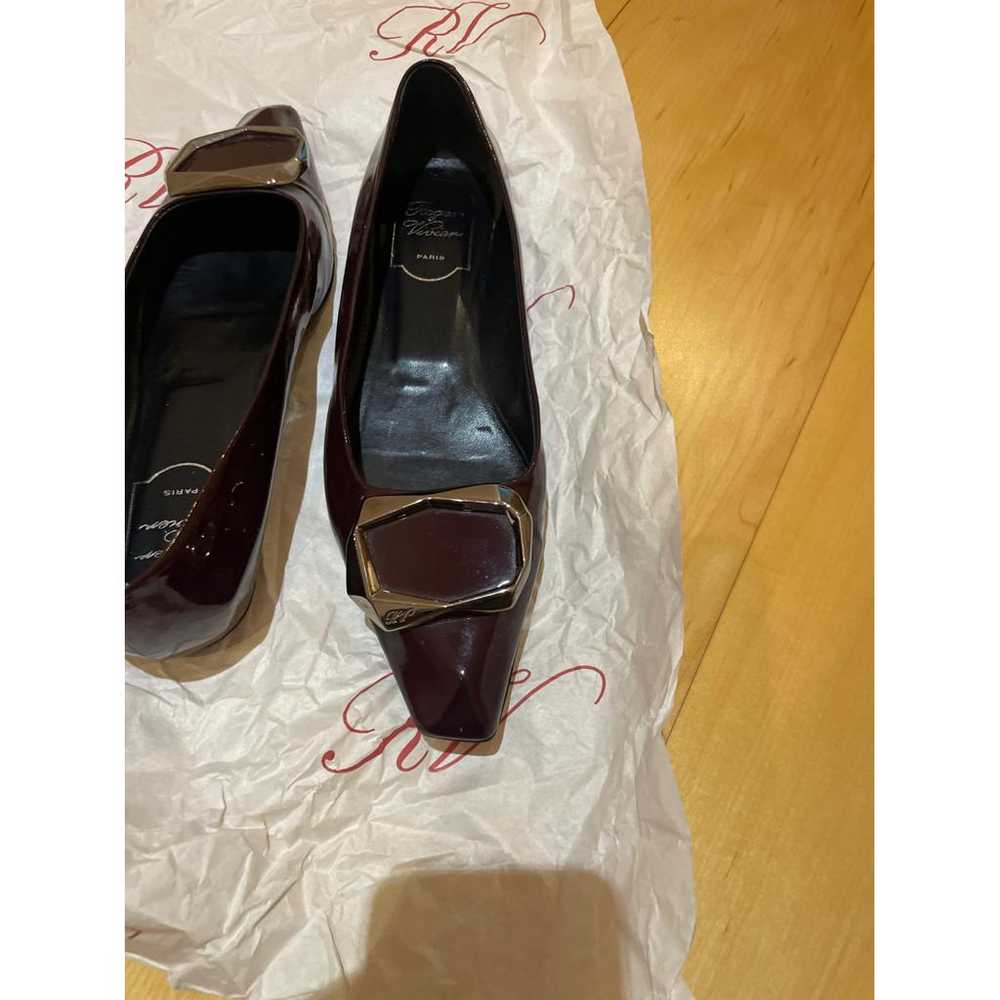 Roger Vivier Gommetine patent leather ballet flats - image 2