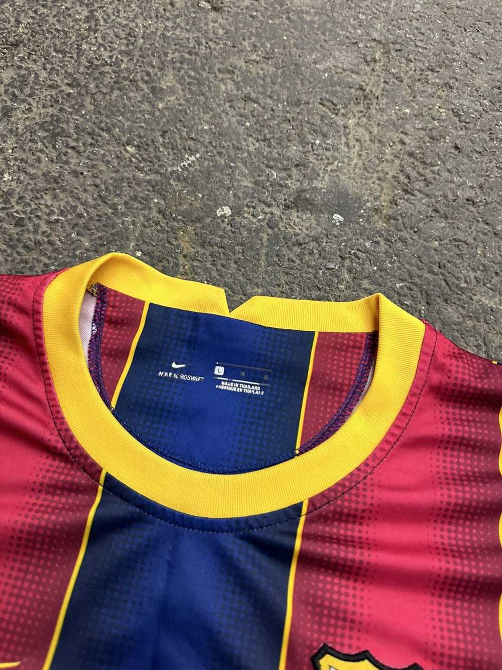 Soccer Jersey × Streetwear × Vintage Barcelona so… - image 5