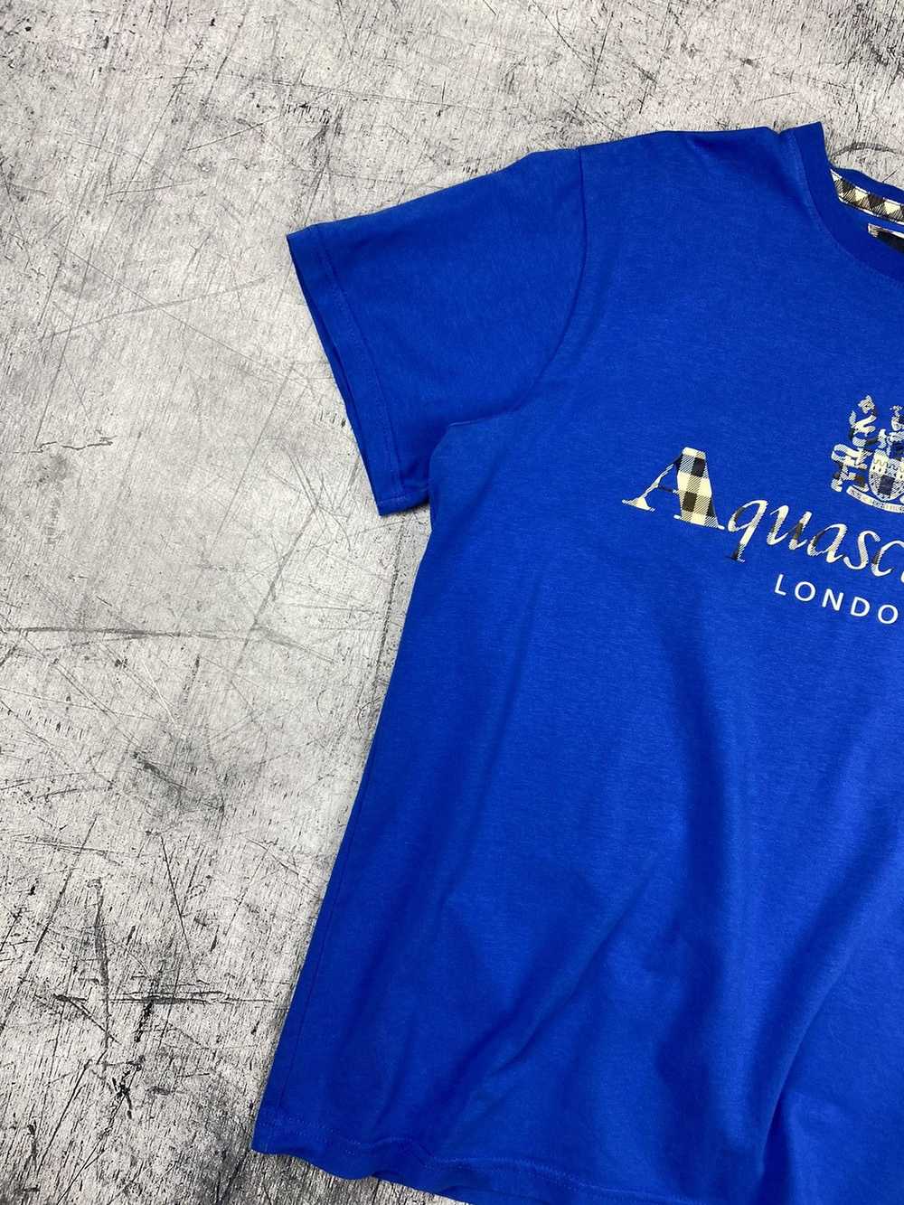 Aquascutum × Rare × Vintage Aquascutum London Tee… - image 3