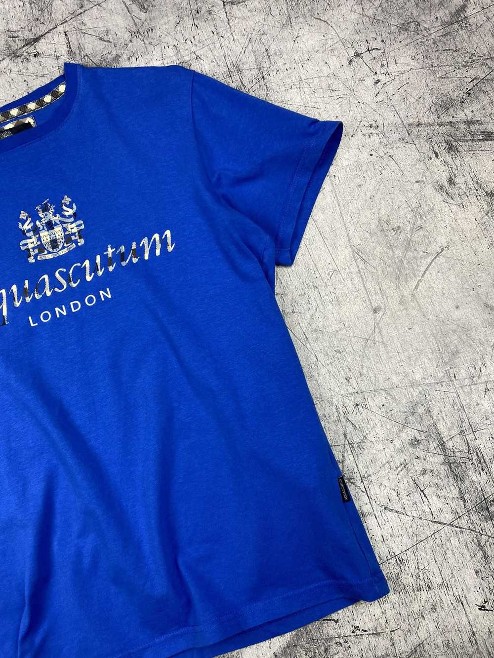 Aquascutum × Rare × Vintage Aquascutum London Tee… - image 4