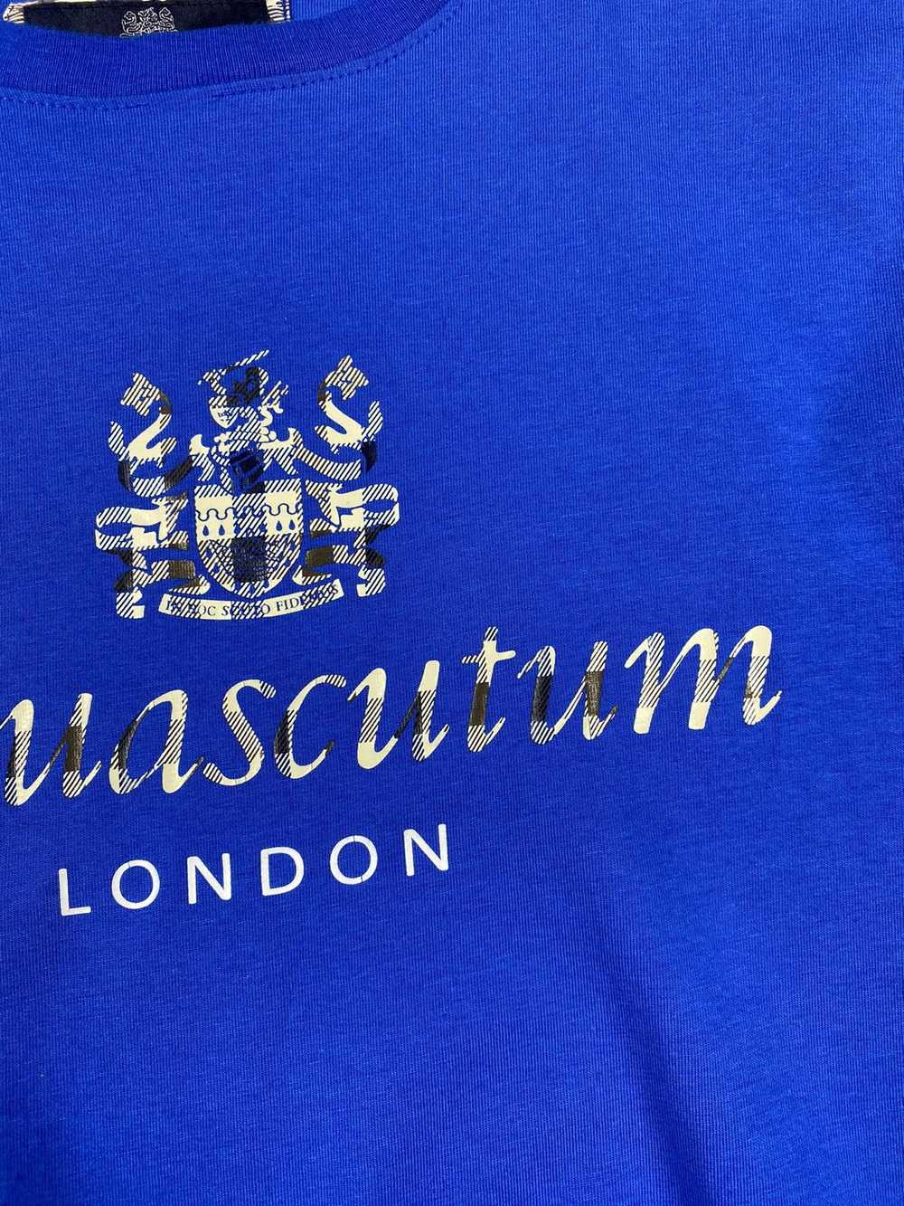 Aquascutum × Rare × Vintage Aquascutum London Tee… - image 7