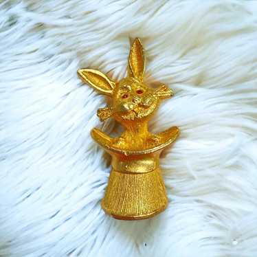 Vintage BSK Rabbit In A Hat Red Crystals Gold Ton… - image 1