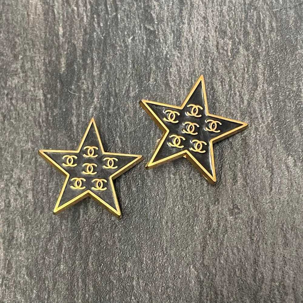 CHANEL Vintage COCO Mark Star Earrings. - image 4