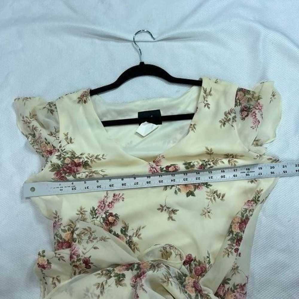 Vintage 90’s Pale Yellow Pink Rose Print Flutter … - image 7