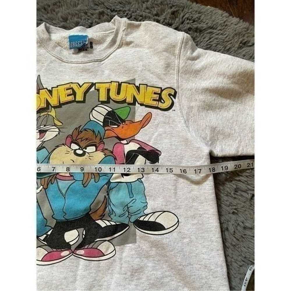 Vintage looney tunes graphic sweatshirt size small - image 4