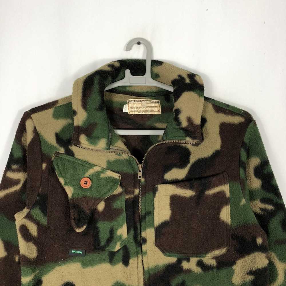 Camo × Made In Usa × Military Rare Vintage Day On… - image 2