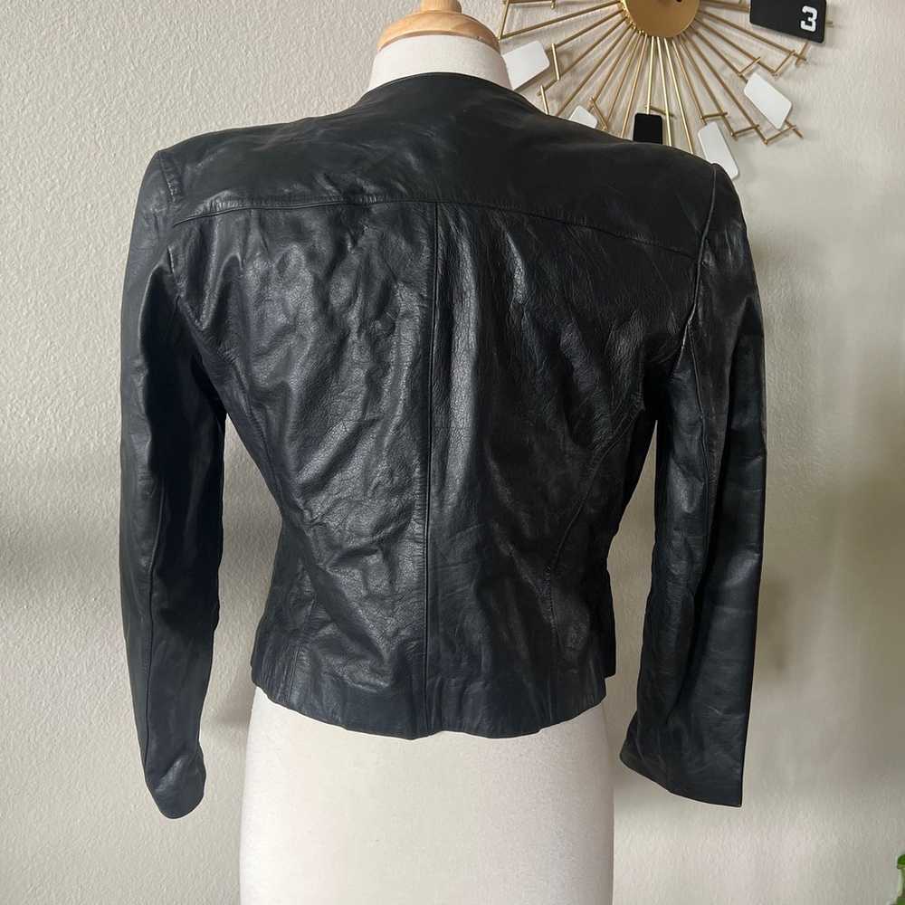 Black crop leather jacket - image 3