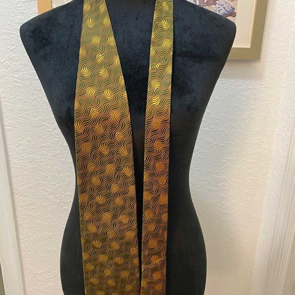 Hugo Boss Vintage Tie, 100% Silk, Made in Italy - image 4