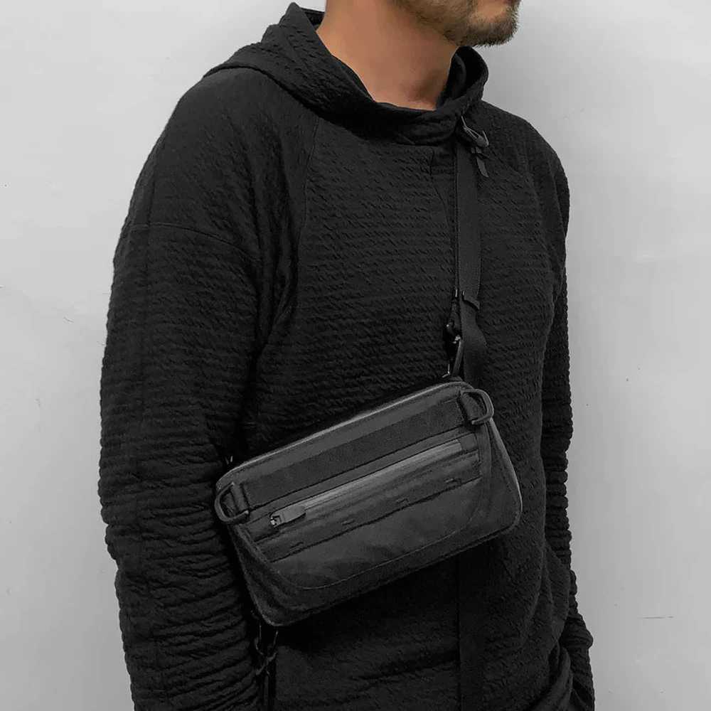 UrbanCred Annex Case II - 3-Way Traveler Sling - image 1