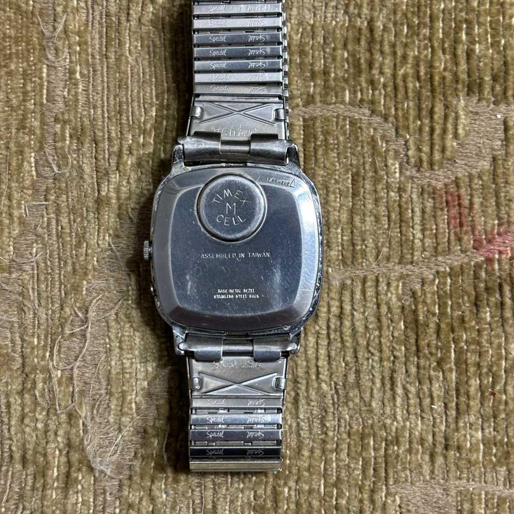 1982-84 Timex Q Chrome Tone Square Men Watch Vert… - image 2