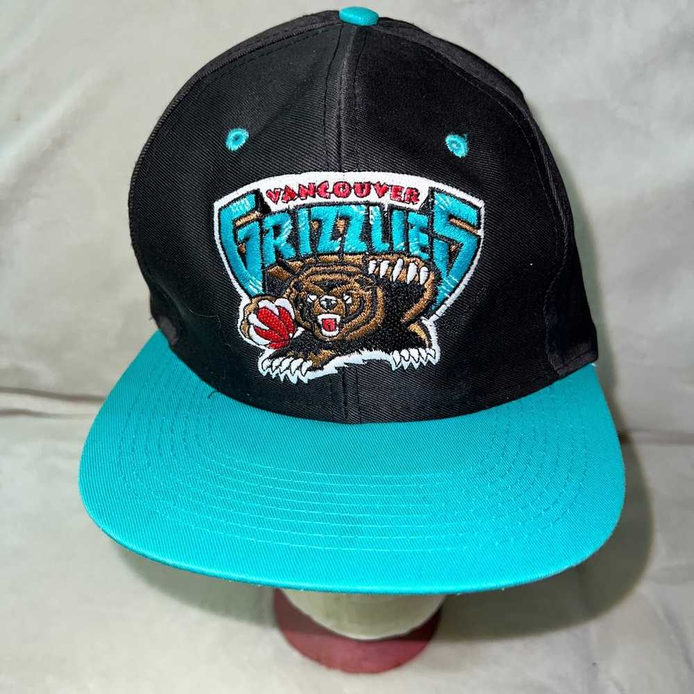 Vintage Vancouver Grizzlies NBA Basketball Logo 7… - image 1