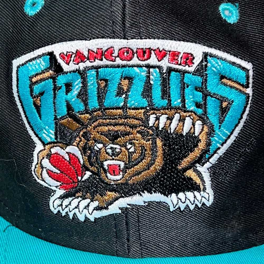 Vintage Vancouver Grizzlies NBA Basketball Logo 7… - image 2