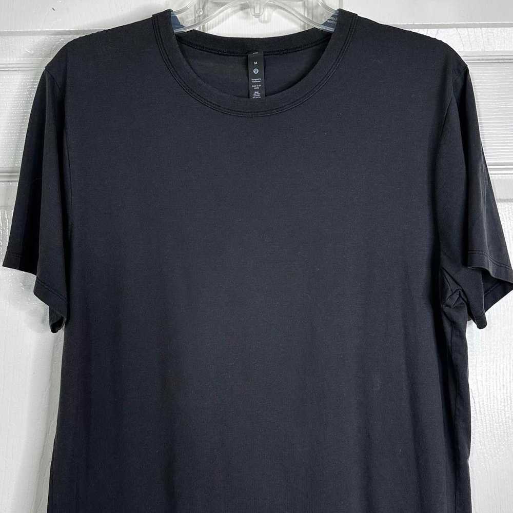 Lululemon Lululemon Men’s Crewneck Short Sleeve T… - image 3