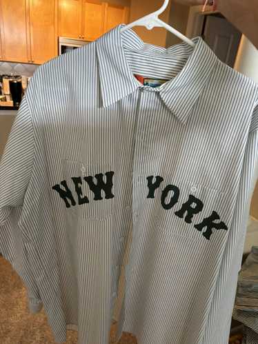 Streetwear New York striped oxford