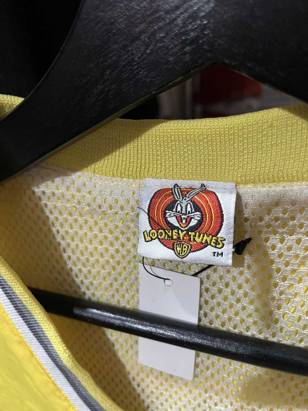 Series × Vintage × Warner Bros Bugs Bunny Looney … - image 5