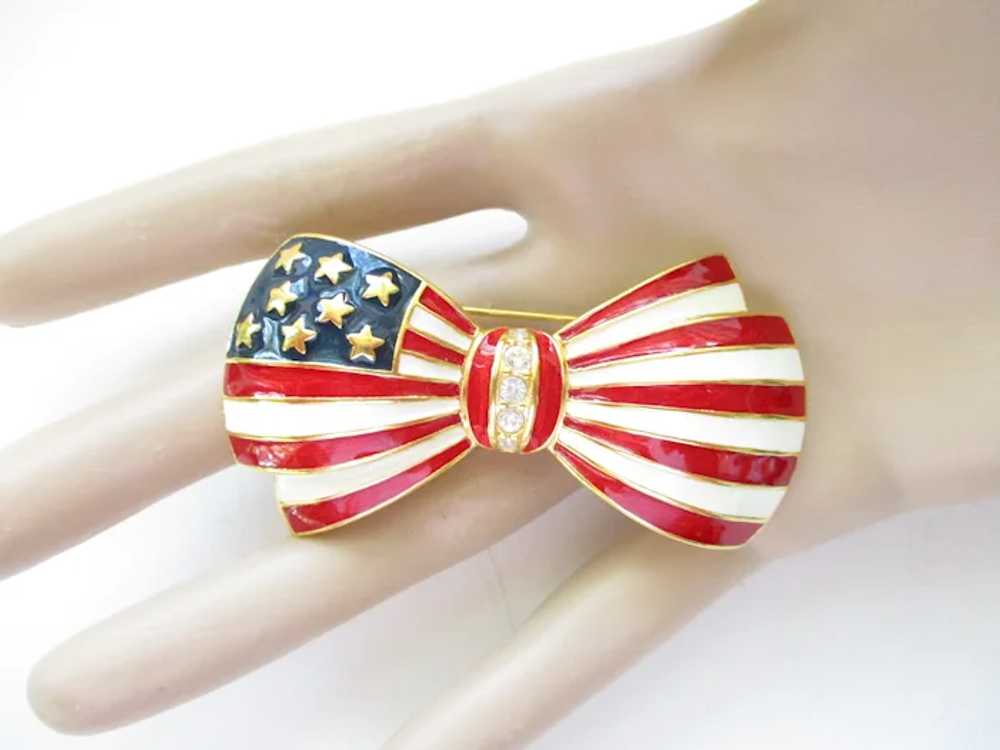 Vintage Joan Rivers Patriotic Ribbon Bow Brooch R… - image 2