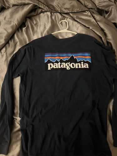 Patagonia Patagonia navy blue XL long sleeve t shi