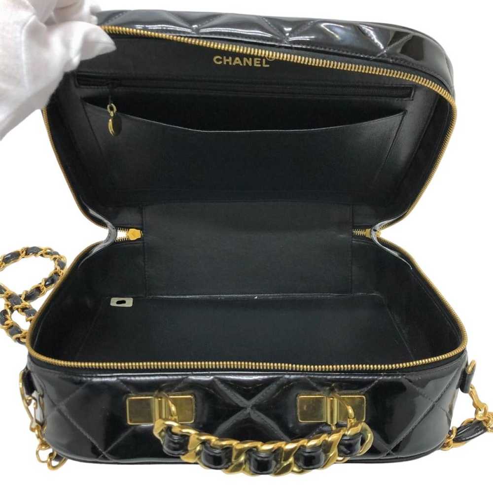 Chanel Vanity patent leather handbag - image 7