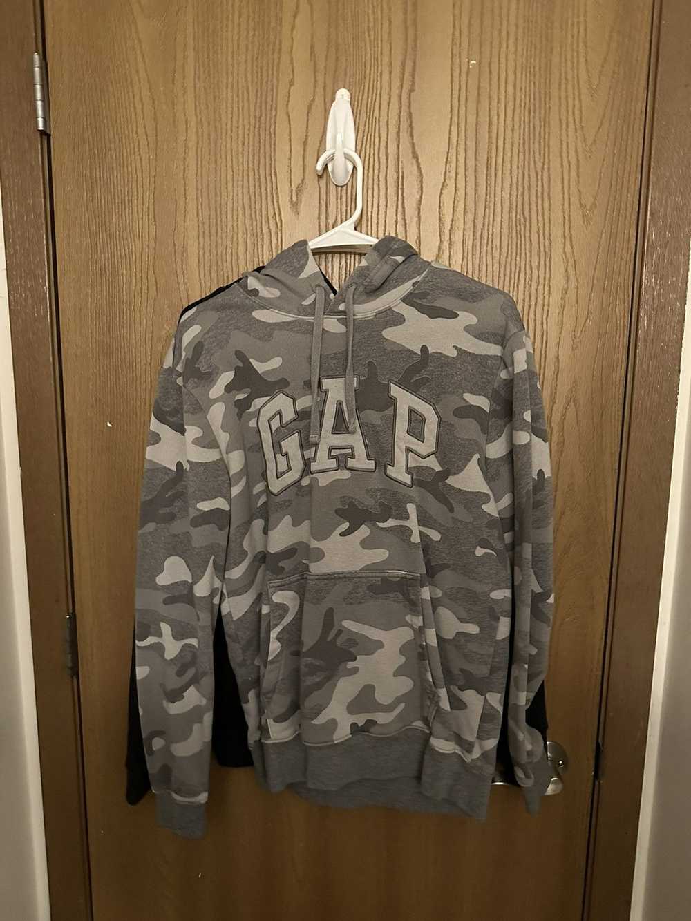 Gap gap hoodie - image 2