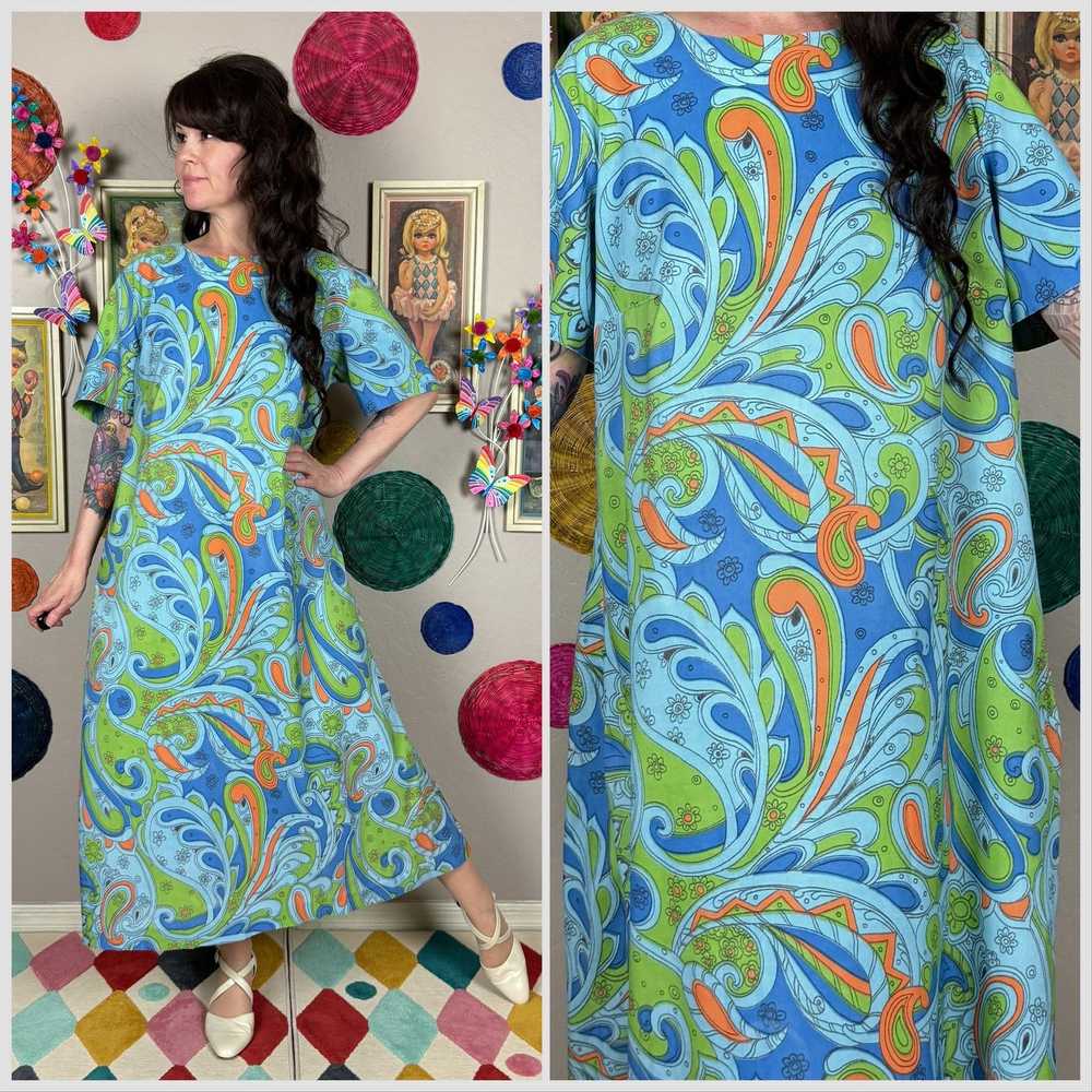 Vintage 1960s Blue And Green Psychedelic Short Sl… - image 1