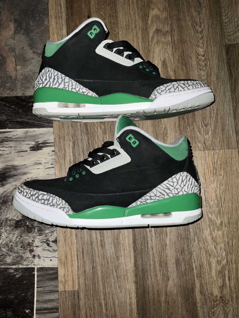 Jordan Brand Pine Green - image 4