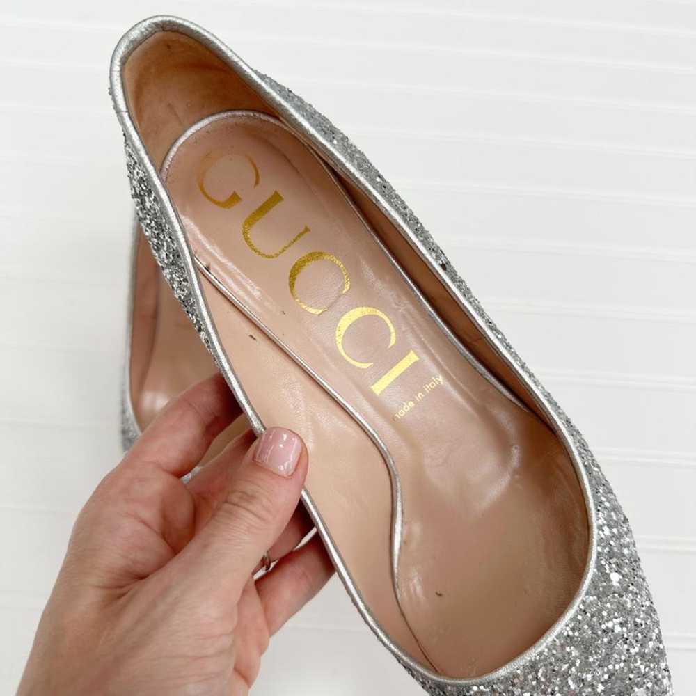 Gucci Glitter heels - image 4