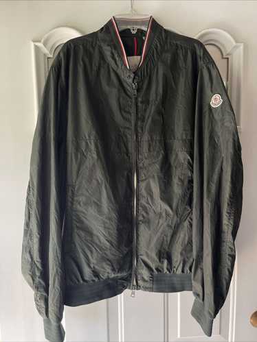 Moncler Moncler Windbreaker Size 6