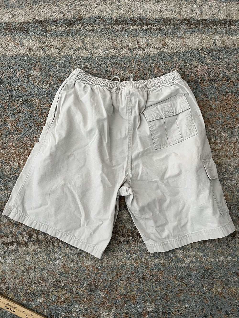 Umbro × Vintage VTG Umbro Cargo Khaki Shorts Crea… - image 7