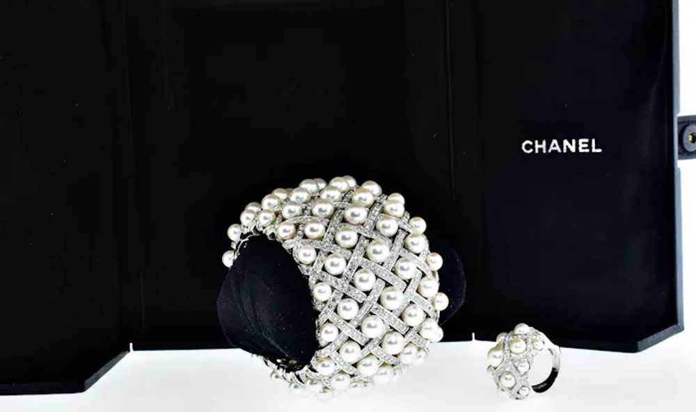 Chanel Matelasse Diamond & Pearl 18K Wide Bangle … - image 2