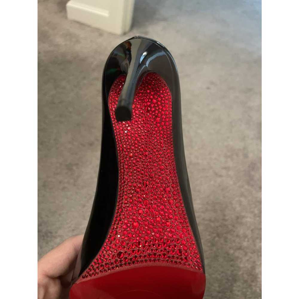 Christian Louboutin Hot Chick patent leather heels - image 10