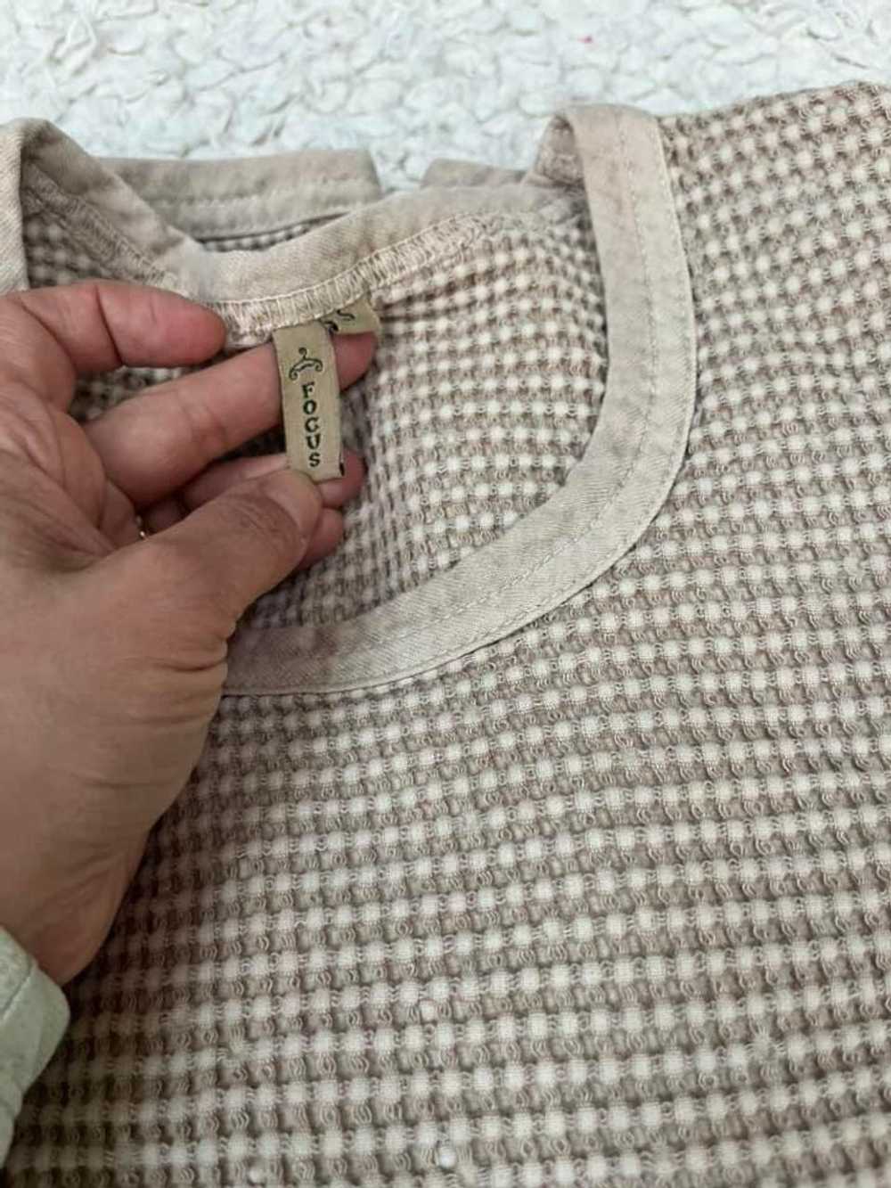 Focus neutral basic waffle weave shirt (S) | Used… - image 3