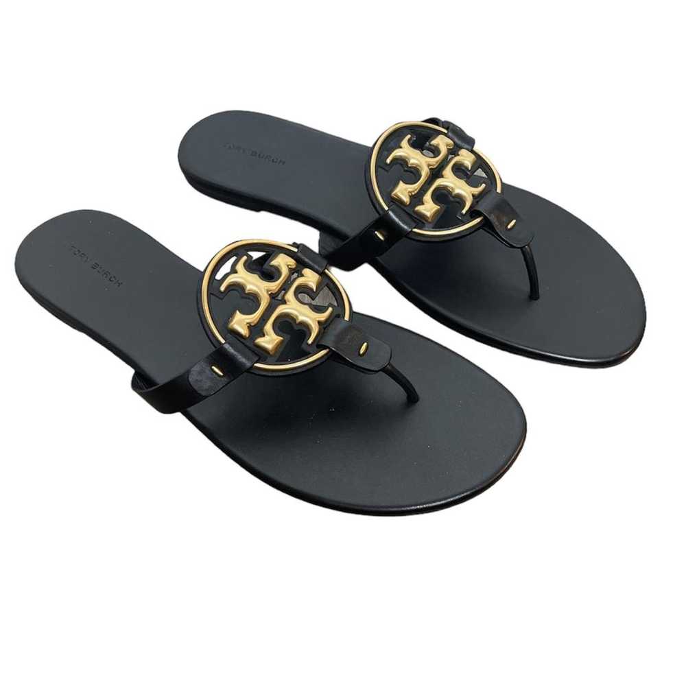 Tory Burch Leather flip flops - image 3